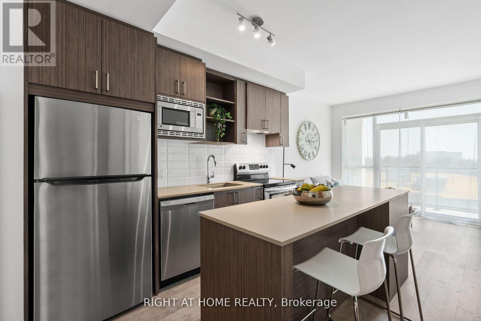 509 - 60 George Butchart Drive, Toronto, Ontario  M3K 0E1 - Photo 7 - W12411361
