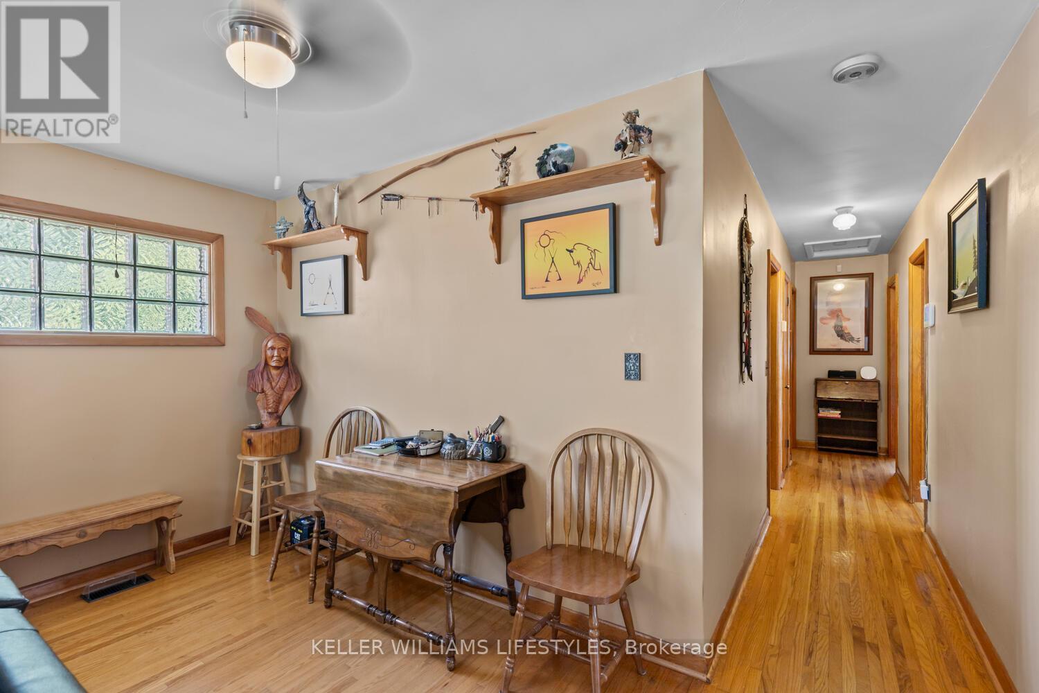 1528 Mclarenwood Terrace, London East, Ontario  N5W 1Y1 - Photo 14 - X12411371