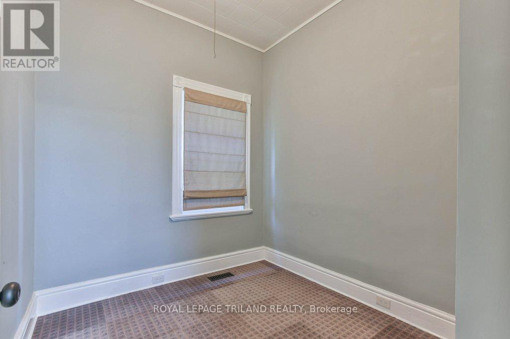 366 Salisbury Street, London East, Ontario  N5Y 3B1 - Photo 23 - X12411430