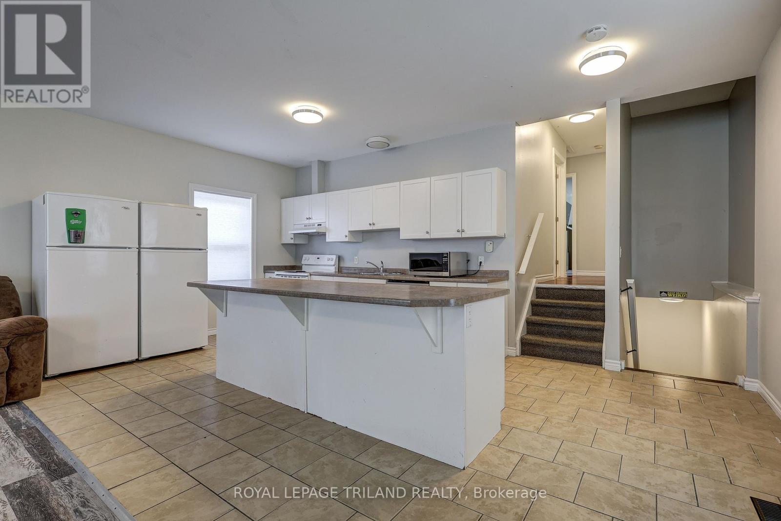 137 Ann Street, London East, Ontario  N6A 1R2 - Photo 13 - X12411468