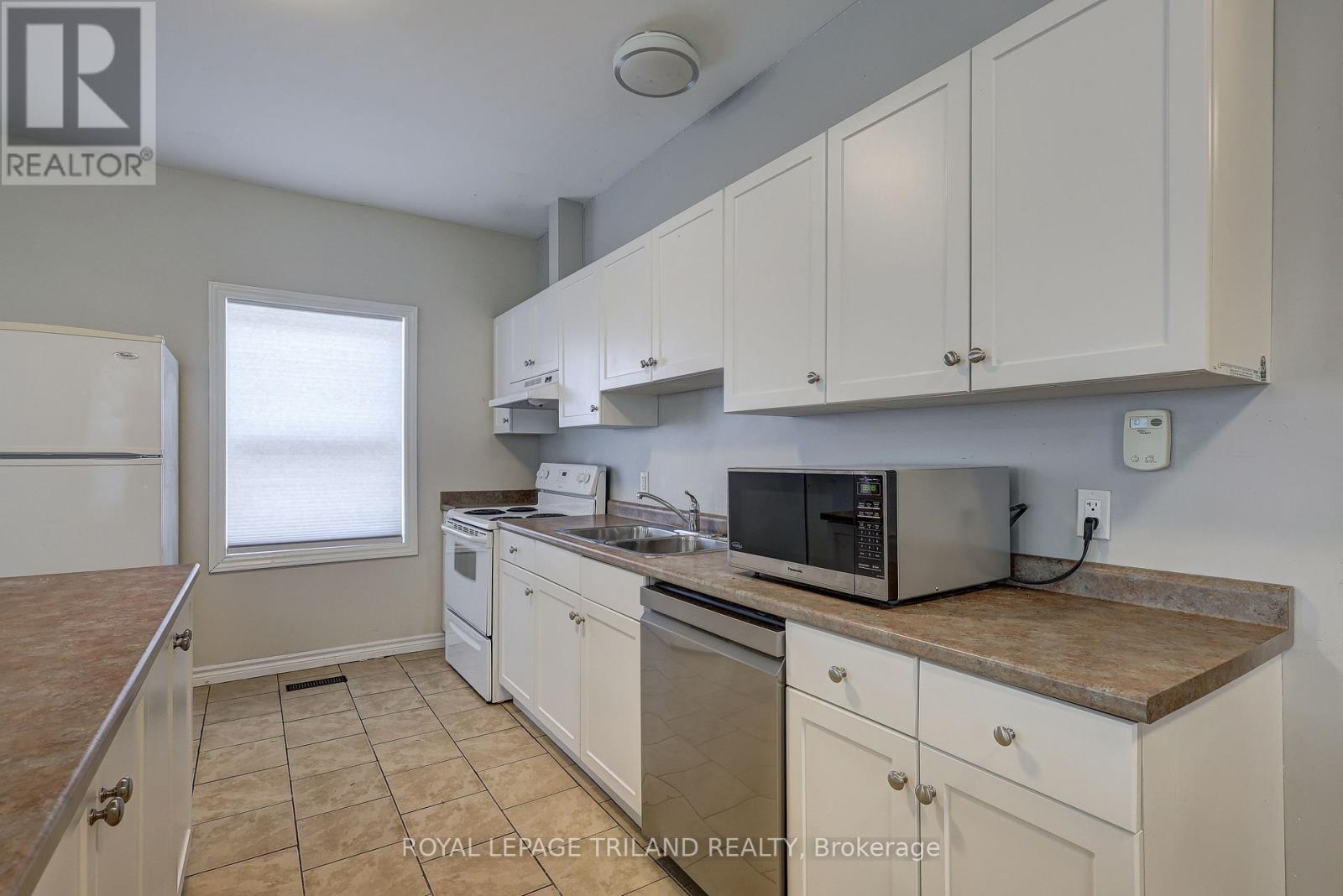 137 Ann Street, London East, Ontario  N6A 1R2 - Photo 19 - X12411468
