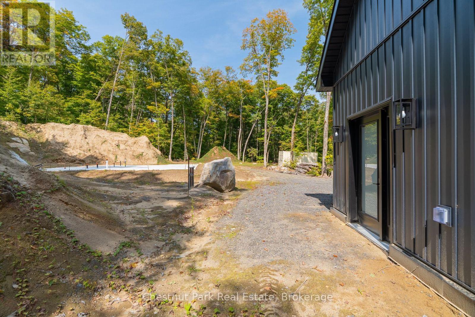 1168 Whitney Road, Perry, Ontario  P0A 1J0 - Photo 14 - X12411391