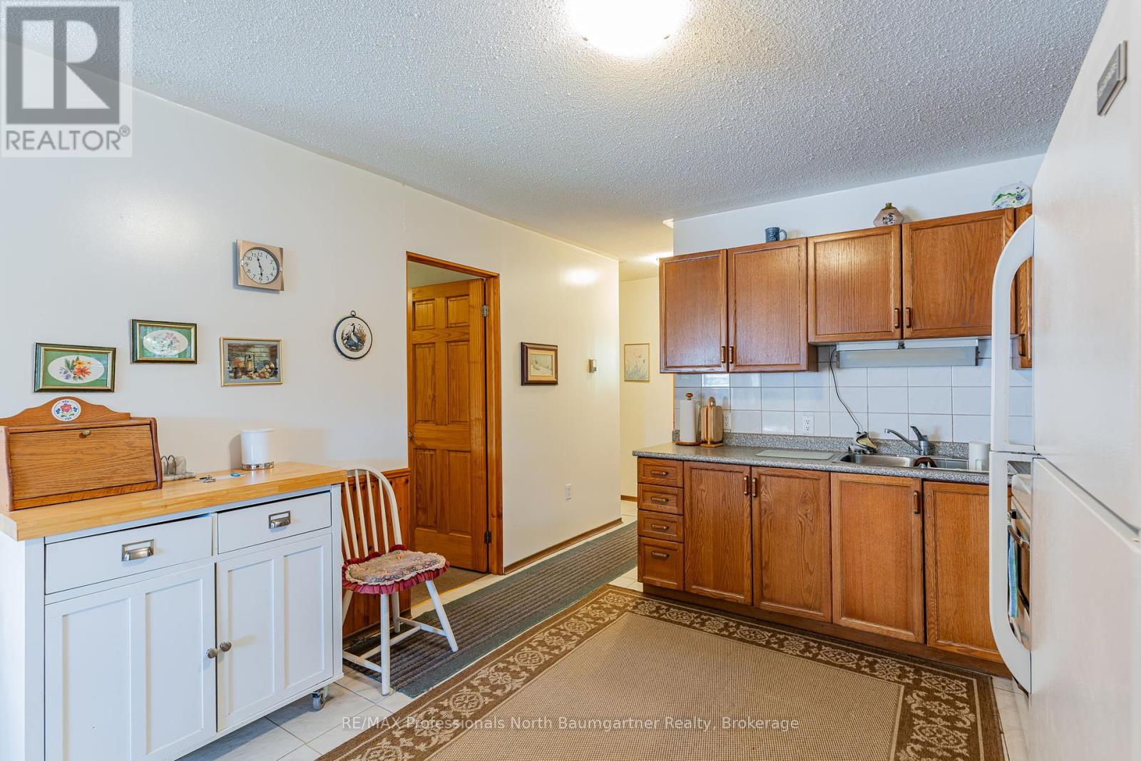 1566 West Settlement Road, Dysart Et Al, Ontario  K0M 1S0 - Photo 4 - X12411405