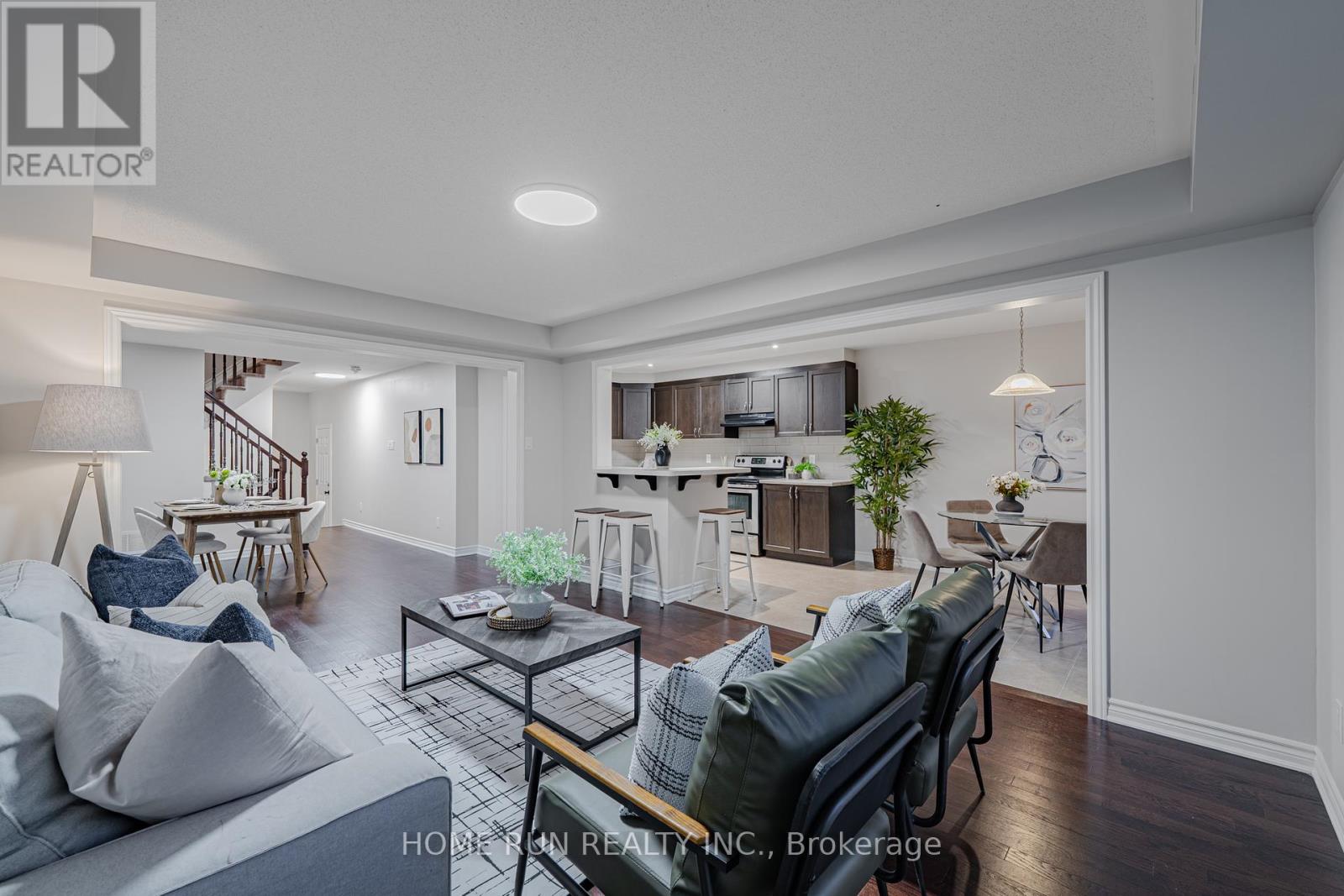 88 Buffalograss Crescent, Ottawa, Ontario  K2J 6H5 - Photo 13 - X12411368