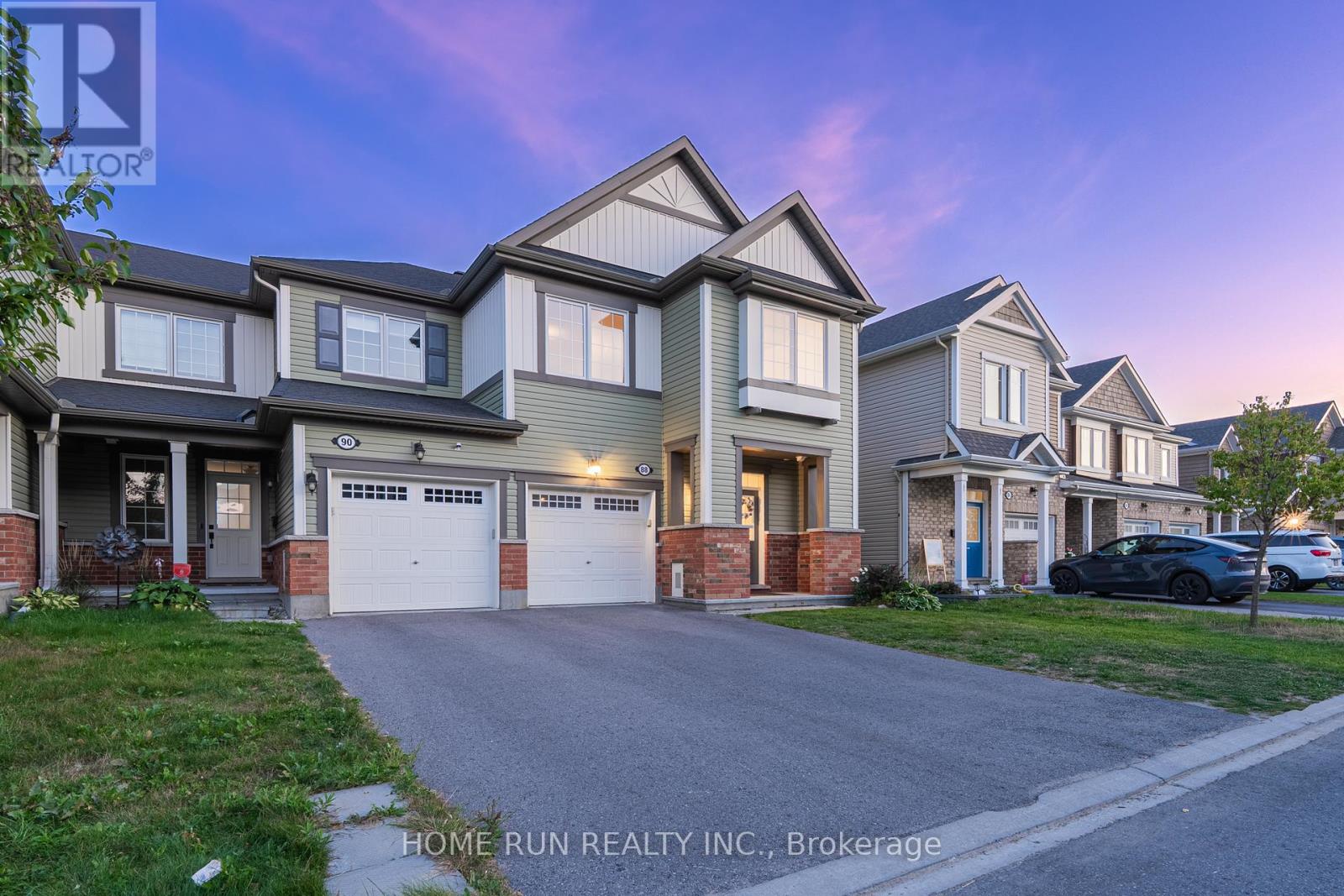 88 Buffalograss Crescent, Ottawa, Ontario  K2J 6H5 - Photo 2 - X12411368