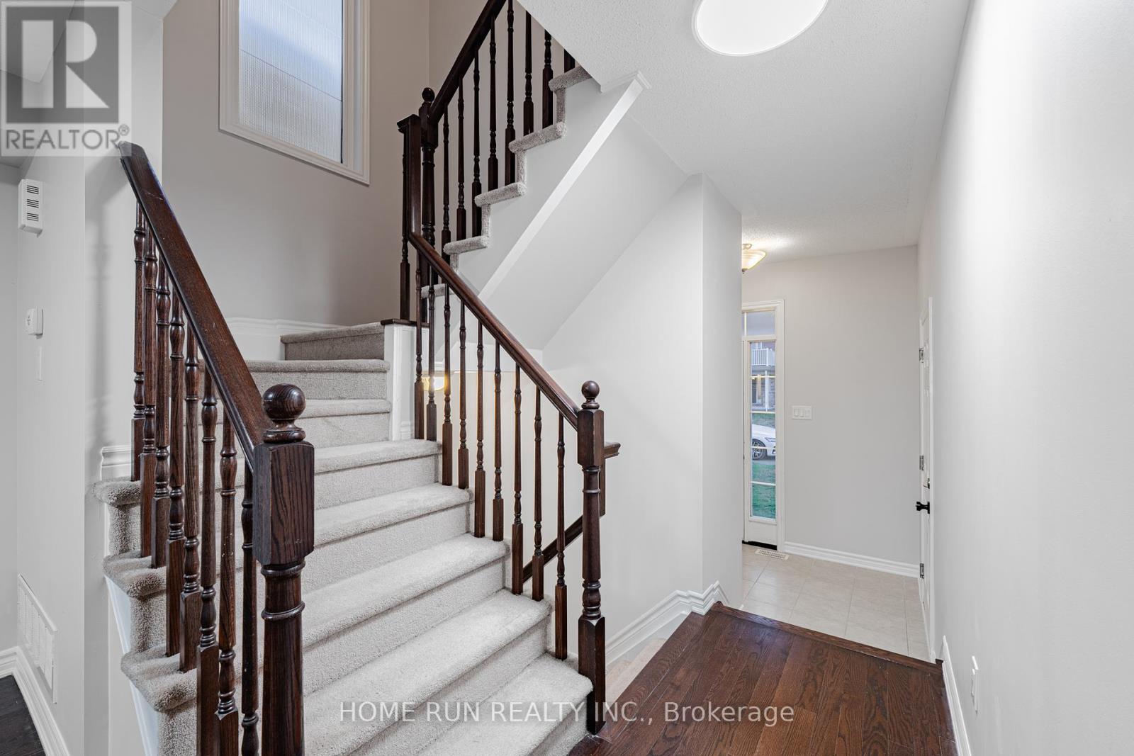 88 Buffalograss Crescent, Ottawa, Ontario  K2J 6H5 - Photo 8 - X12411368