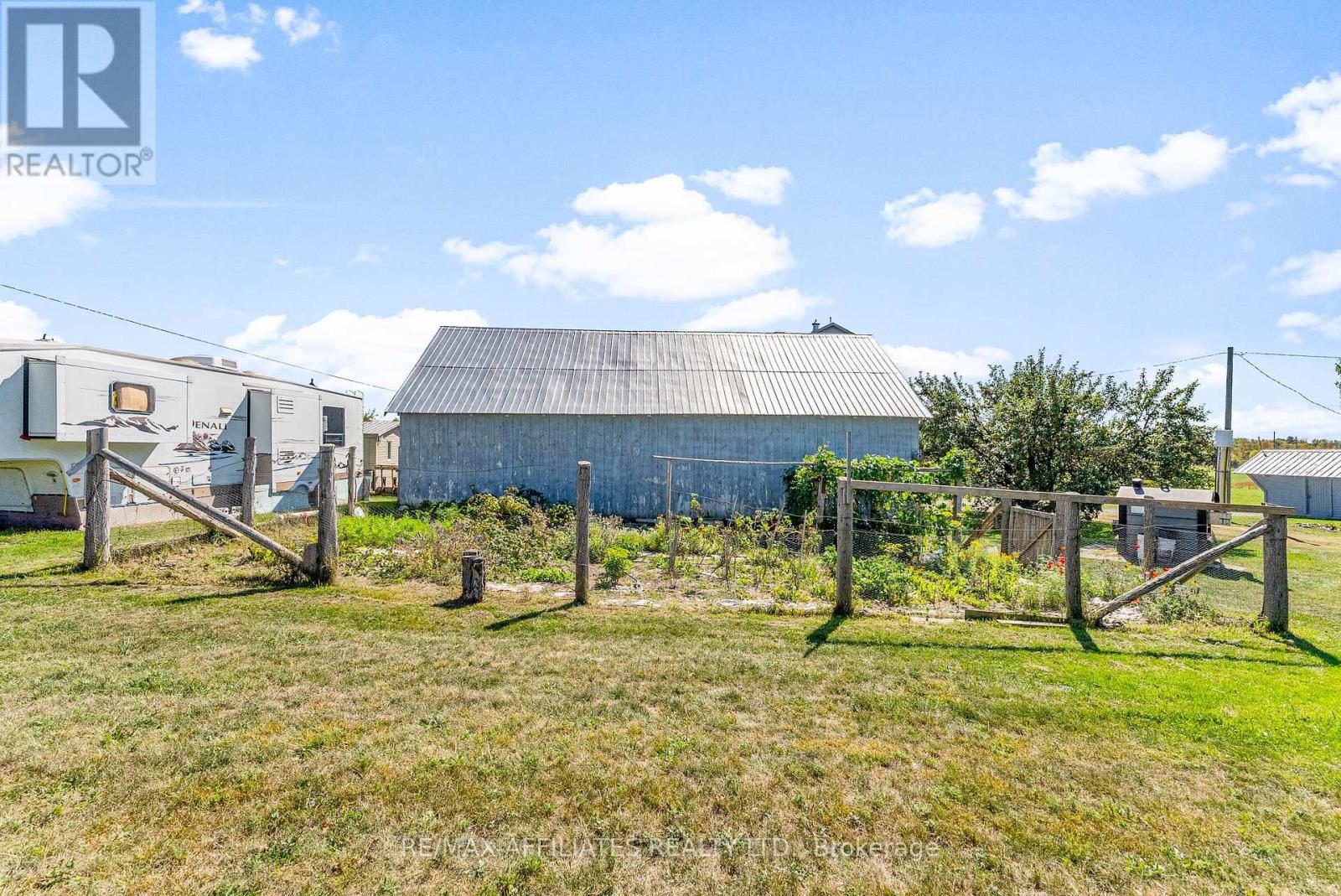 2442 Hwy 511 Highway, Drummond/north Elmsley, Ontario  K0G 1K0 - Photo 35 - X12411409