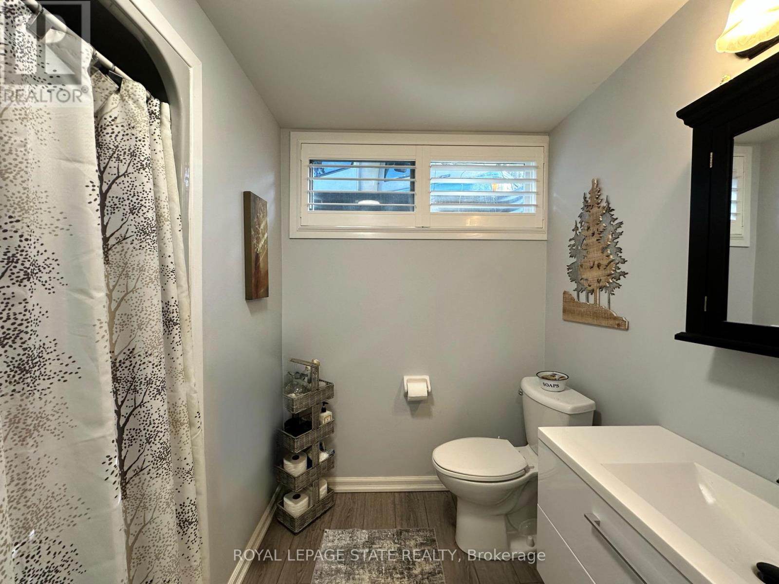 102 Jarrett Place, Haldimand, Ontario  N1A 3E5 - Photo 27 - X12411363