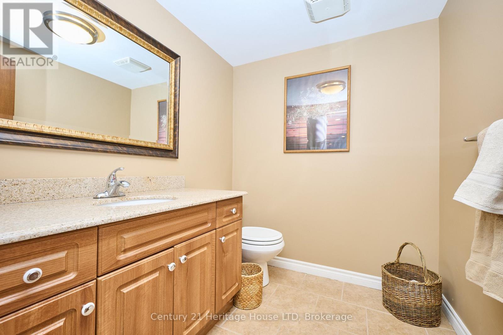 38 Melrose Drive, Niagara-On-The-Lake, Ontario  L0S 1J0 - Photo 25 - X12411451