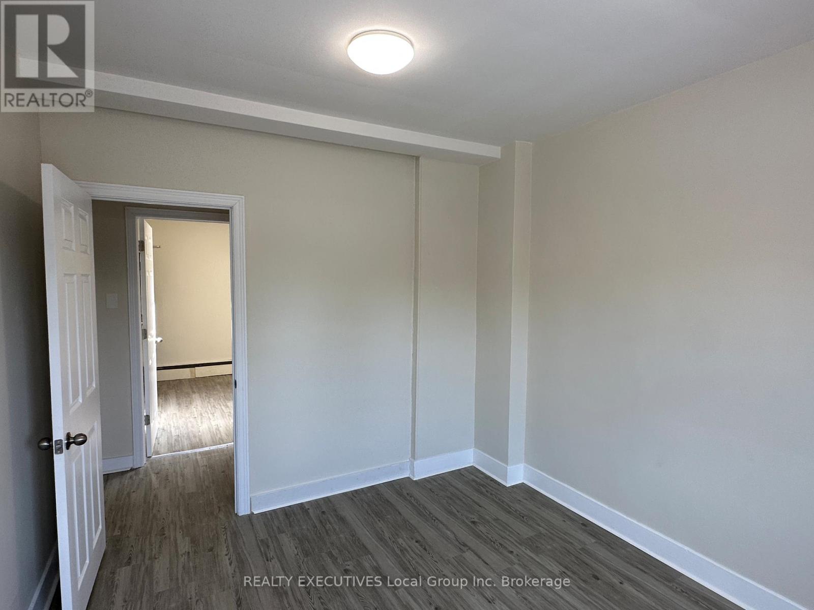 245 Mattawa Street, North Bay, Ontario  P1B 4M2 - Photo 19 - X12411450