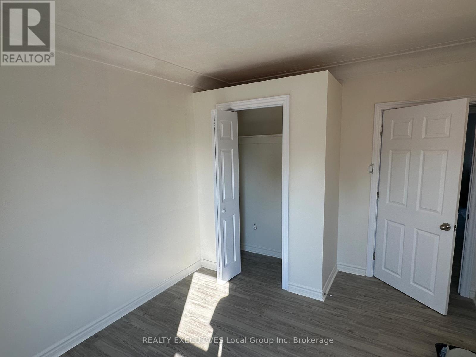 245 Mattawa Street, North Bay, Ontario  P1B 4M2 - Photo 32 - X12411450