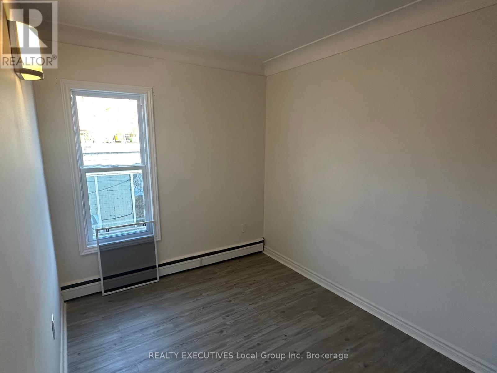 245 Mattawa Street, North Bay, Ontario  P1B 4M2 - Photo 43 - X12411450