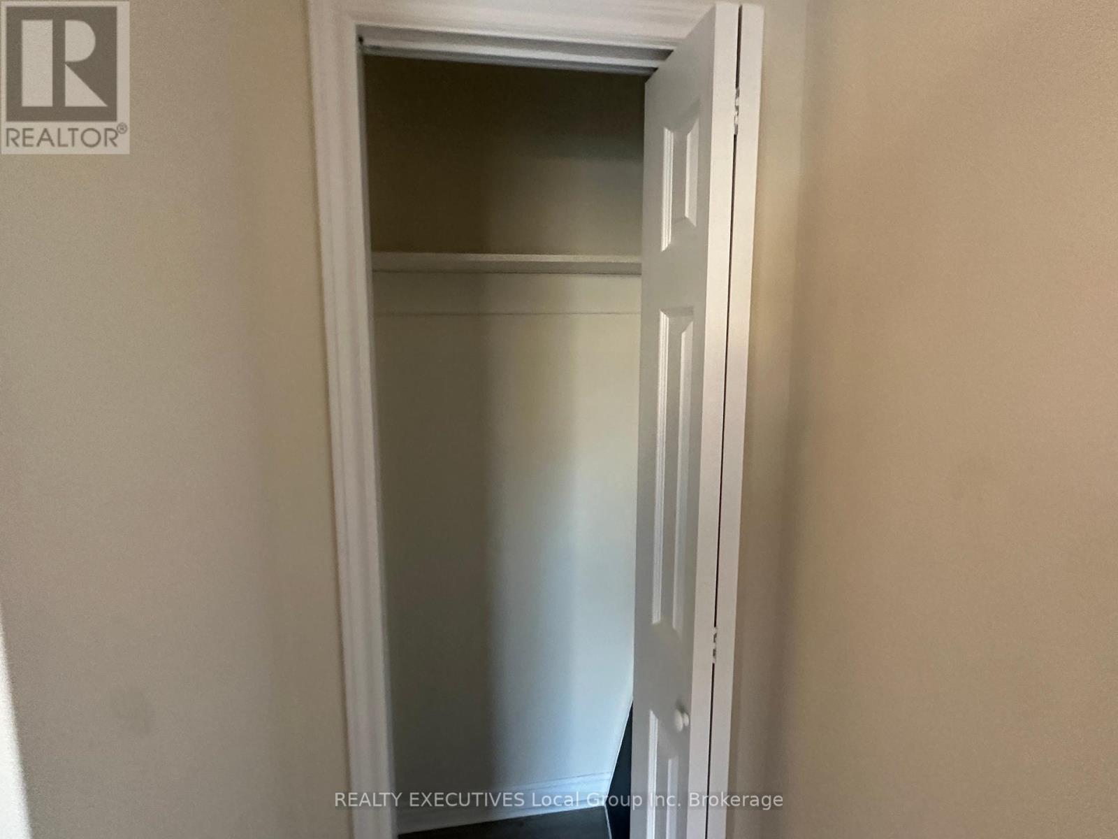 245 Mattawa Street, North Bay, Ontario  P1B 4M2 - Photo 46 - X12411450