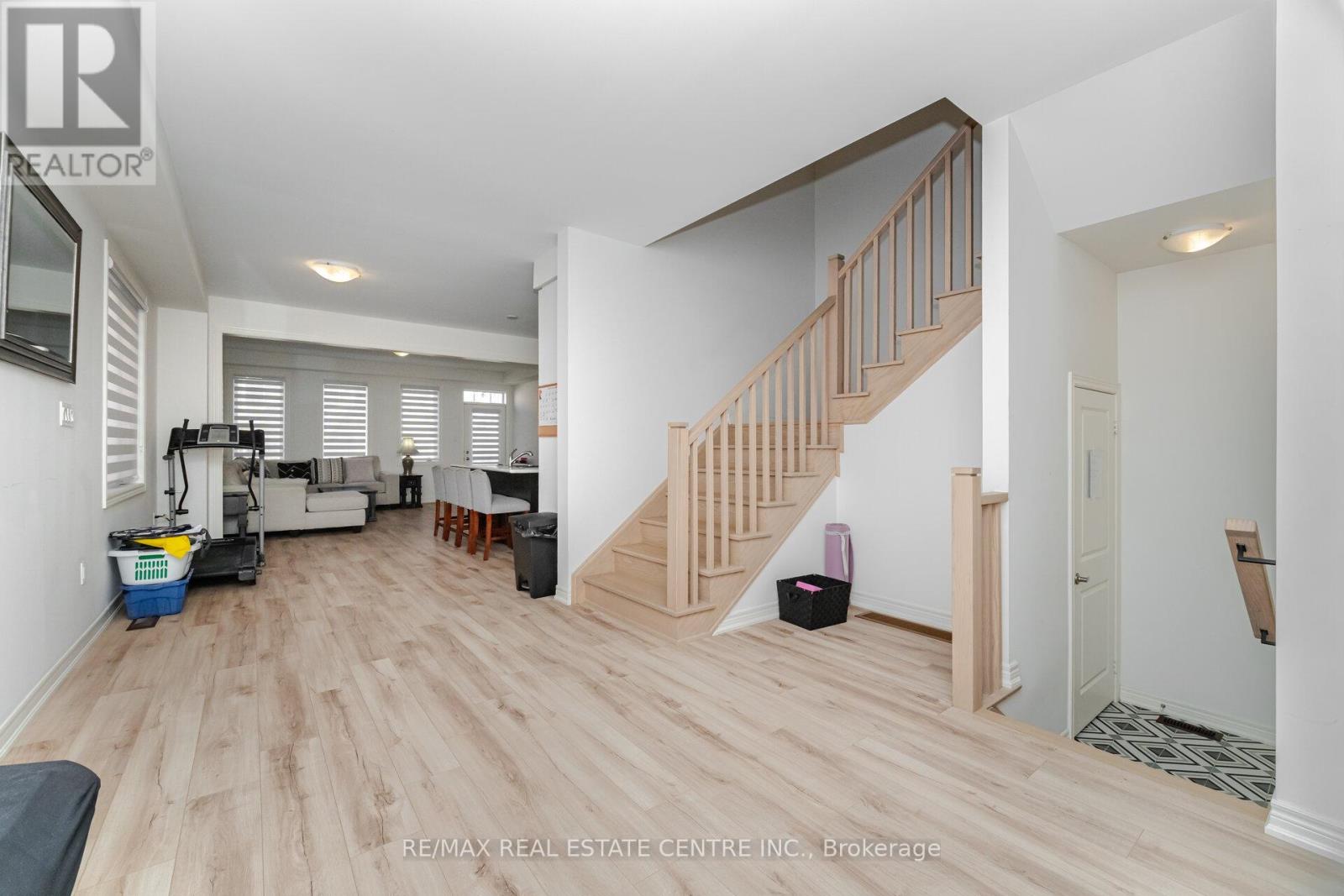 16 Lidstone Street, Cambridge, Ontario  N1T 0G2 - Photo 10 - X12399651