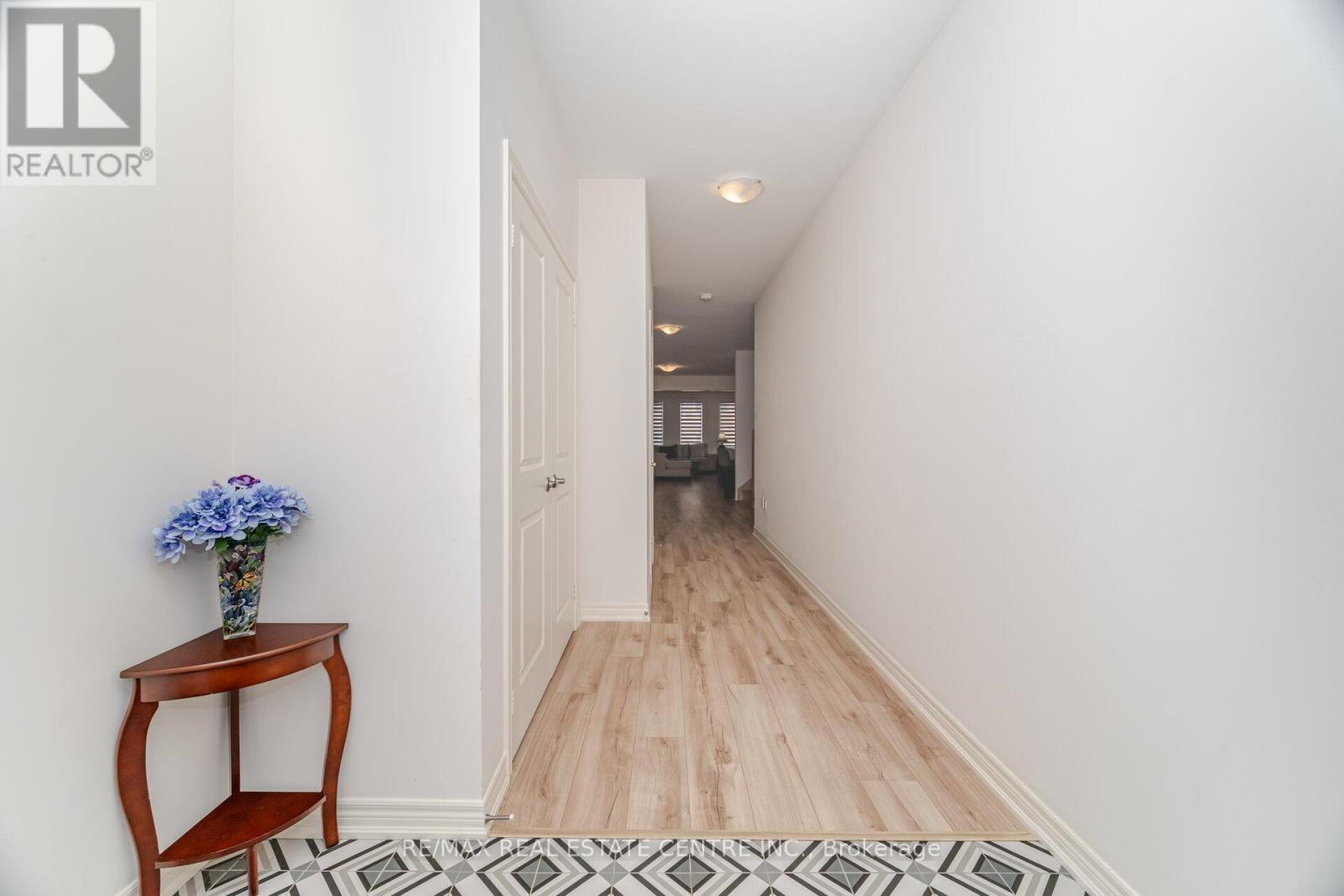 16 Lidstone Street, Cambridge, Ontario  N1T 0G2 - Photo 8 - X12399651
