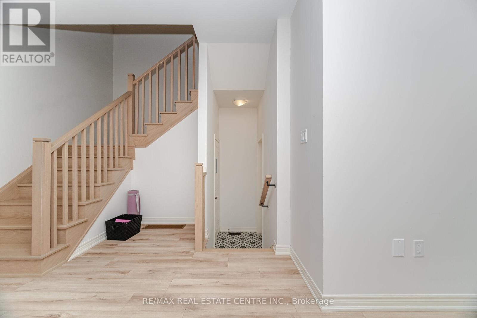 16 Lidstone Street, Cambridge, Ontario  N1T 0G2 - Photo 39 - X12399651