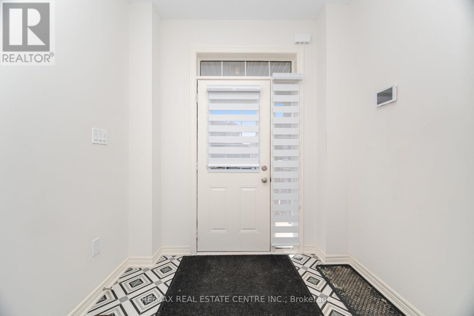 16 Lidstone Street, Cambridge, Ontario  N1T 0G2 - Photo 7 - X12399651