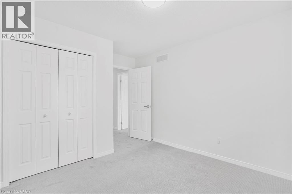 11 Meadow Wood Crescent Unit# Upper, Hamilton, Ontario  L8J 3Z7 - Photo 19 - 40771071