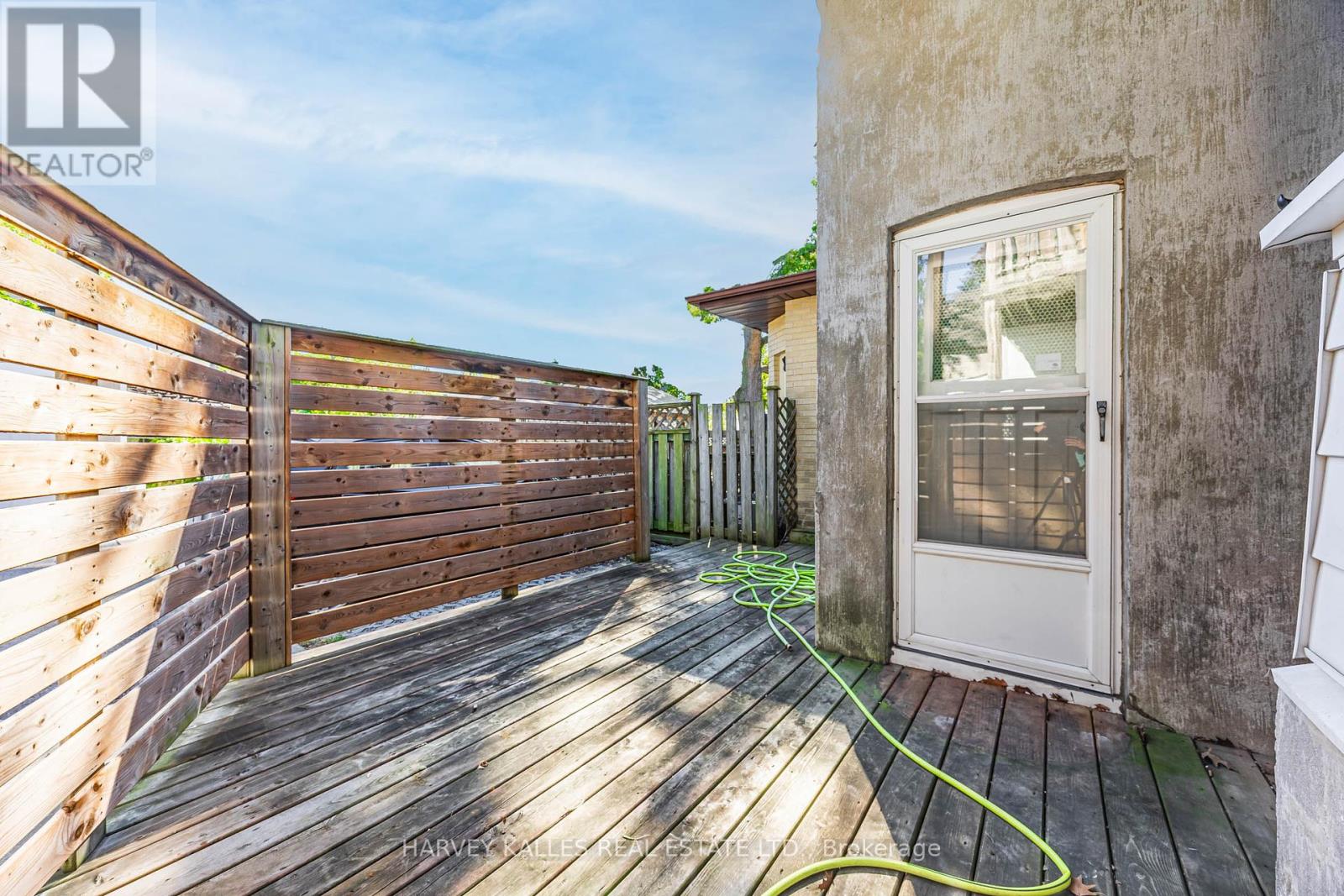 121 Blantyre Avenue, Toronto, Ontario  M1N 2R6 - Photo 30 - E12409510