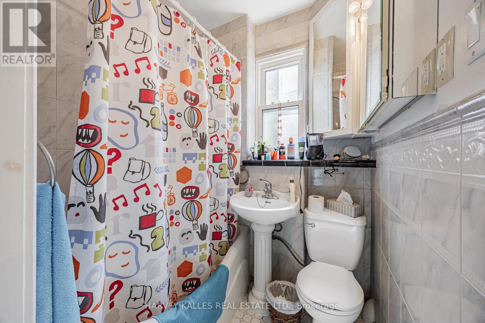 121 Blantyre Avenue, Toronto, Ontario  M1N 2R6 - Photo 27 - E12409510