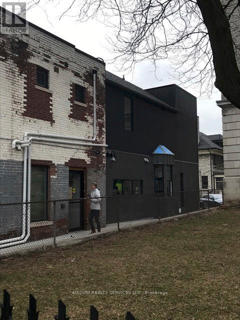 713 Gerrard Street E, Toronto, Ontario  M4M 1Y5 - Photo 2 - E12410184