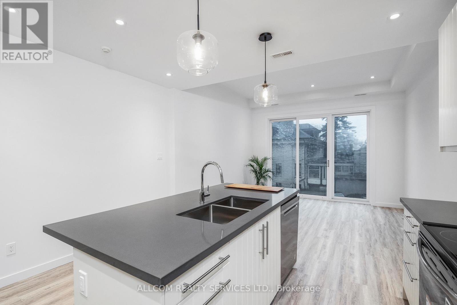 713 Gerrard Street E, Toronto, Ontario  M4M 1Y5 - Photo 29 - E12410184