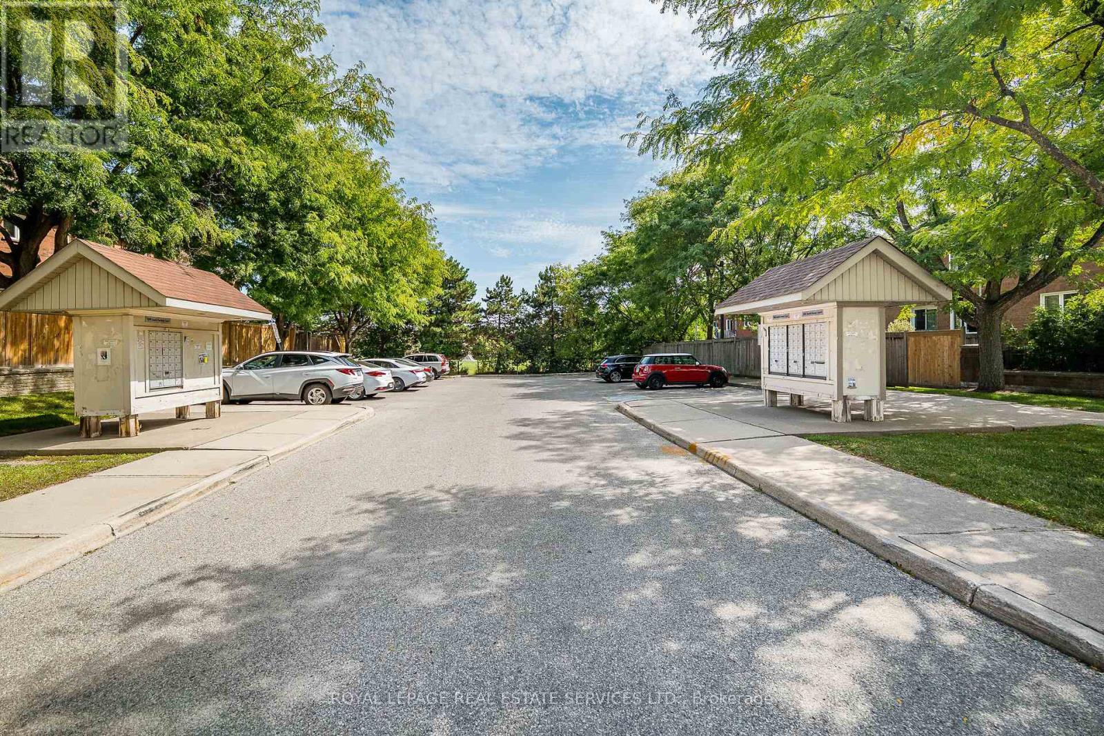 69 - 1588 South Parade Court, Mississauga, Ontario  L5M 6E7 - Photo 47 - W12401469