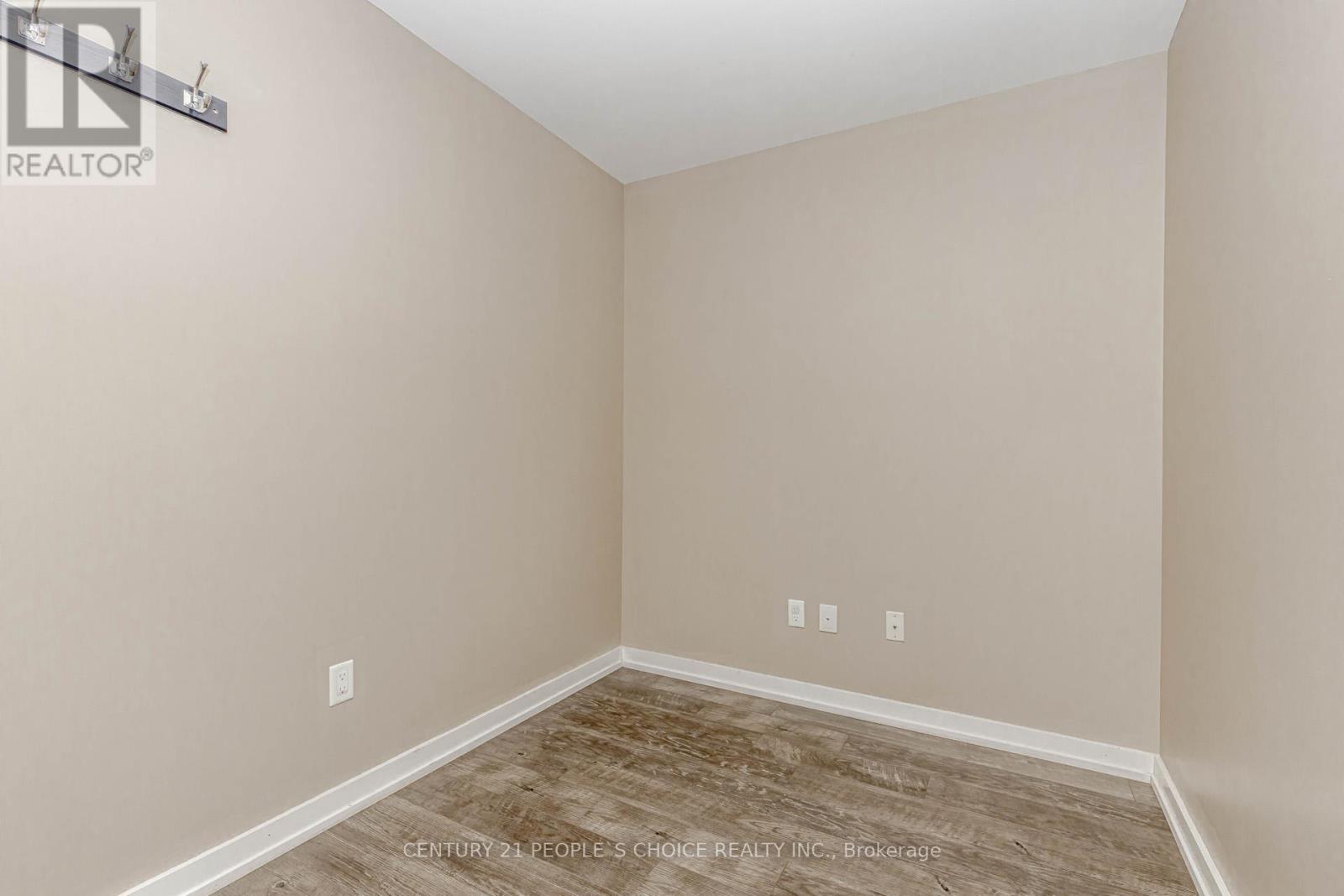 217 - 210 Sabina Drive, Oakville, Ontario  L6H 0W6 - Photo 24 - W12407831
