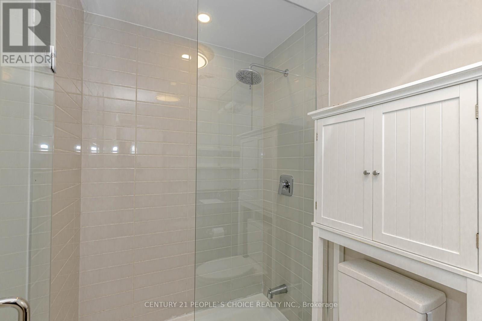 217 - 210 Sabina Drive, Oakville, Ontario  L6H 0W6 - Photo 30 - W12407831