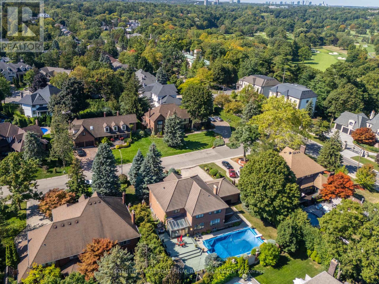 1070 Geran Crescent, Mississauga (Sheridan), Ontario  L5H 4A6 - Photo 44 - W12410359