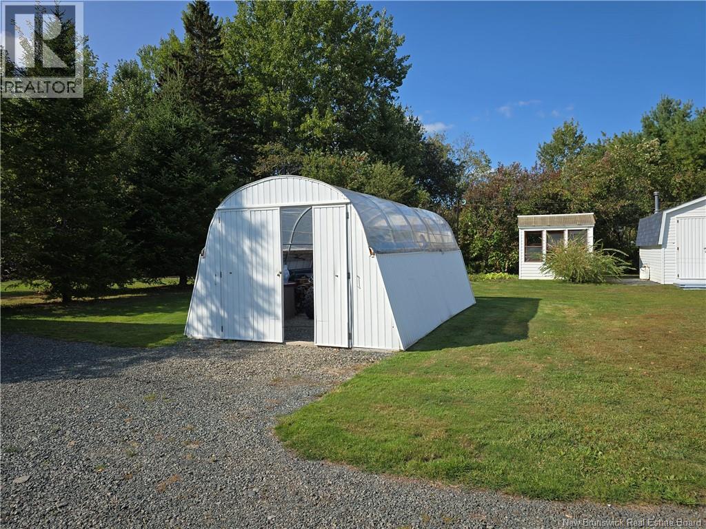 644 Principale, Beresford, New Brunswick  E8K 2B5 - Photo 10 - NB126819