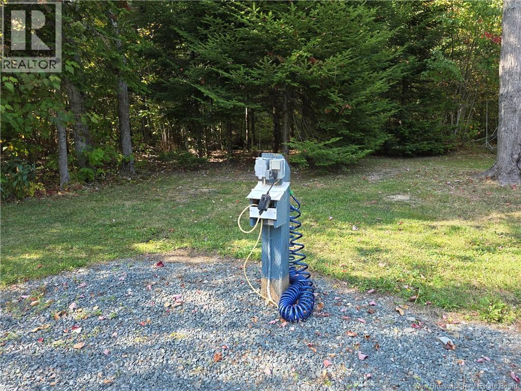 644 Principale, Beresford, New Brunswick  E8K 2B5 - Photo 14 - NB126819