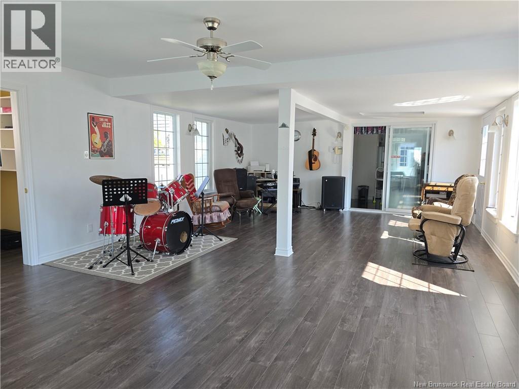 644 Principale, Beresford, New Brunswick  E8K 2B5 - Photo 34 - NB126819
