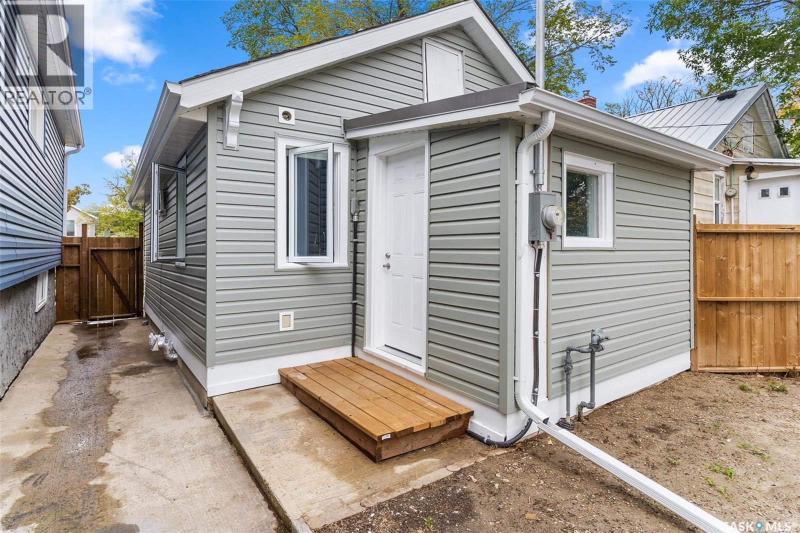 2211 Mcdonald Street, Regina, Saskatchewan  S4N 2Y9 - Photo 28 - SK018430