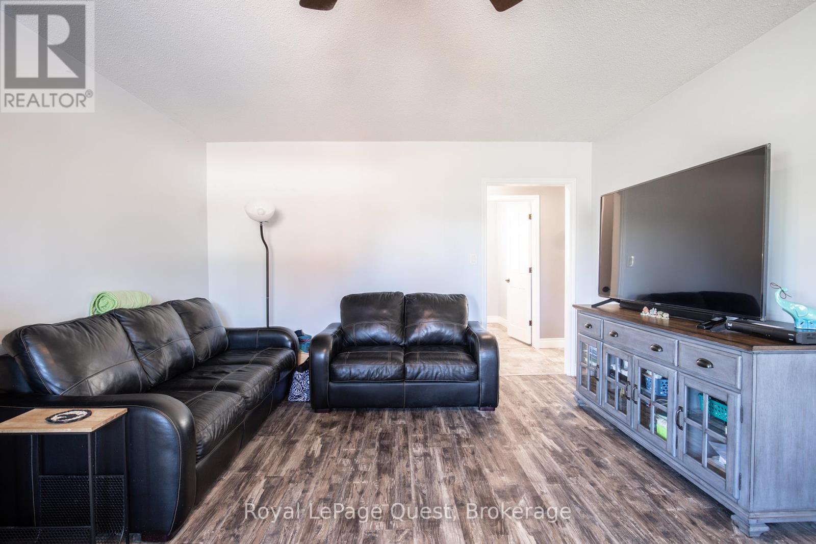 2070 Hawley Road, Severn (Marchmont), Ontario  L3V 0X7 - Photo 18 - S12411506