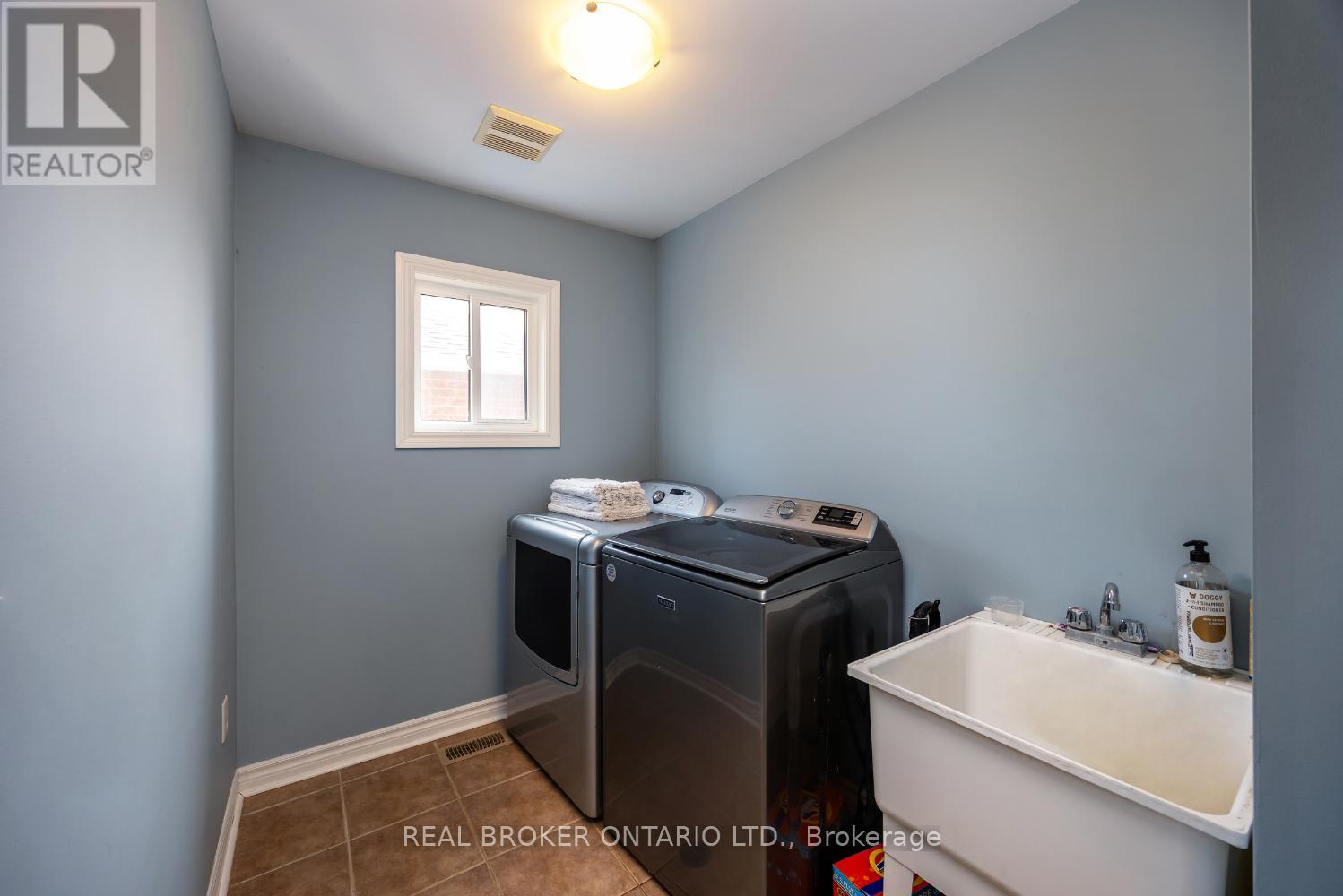 36 West Side Drive, Clarington, Ontario  L1C 4Y8 - Photo 31 - E12411542