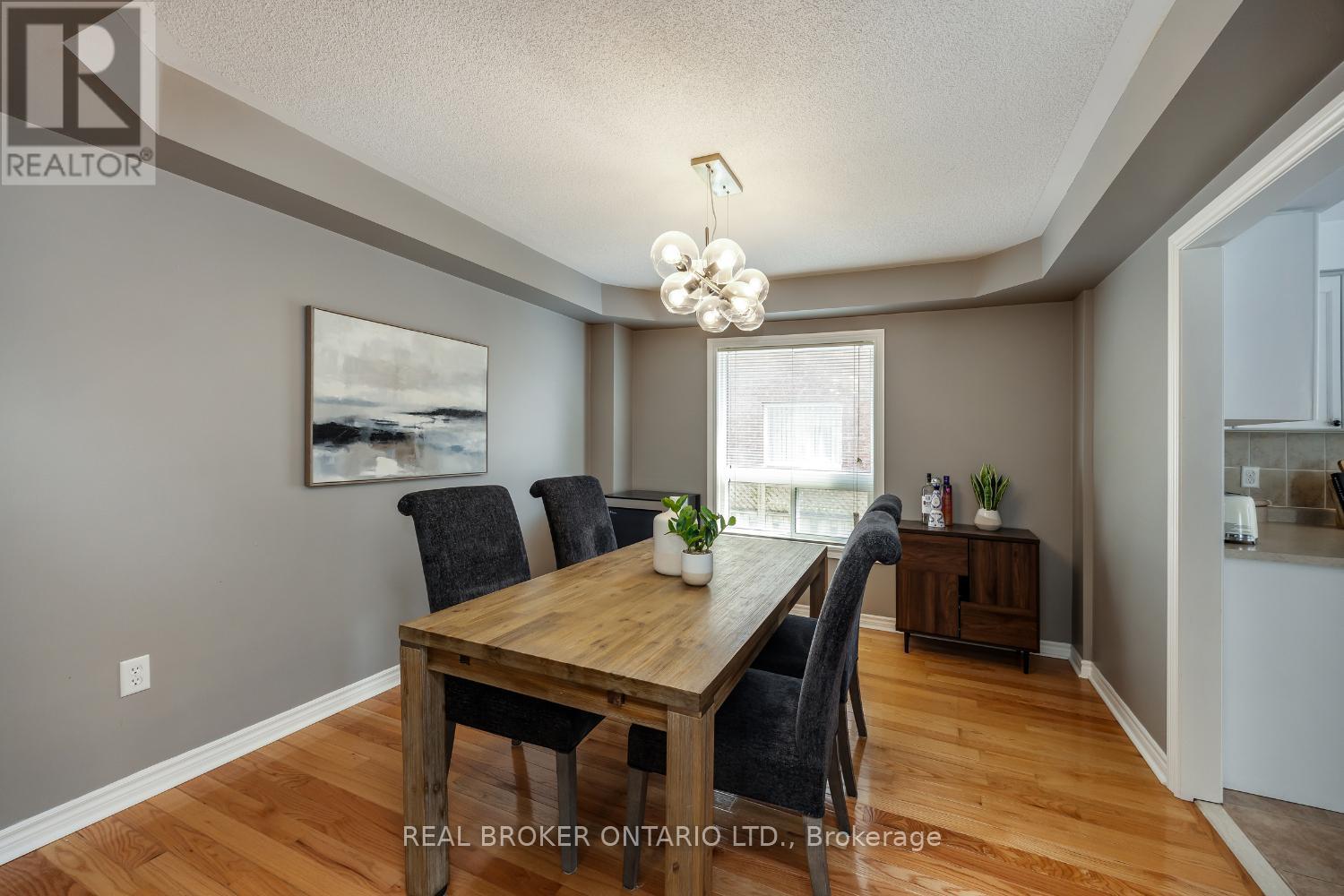 36 West Side Drive, Clarington, Ontario  L1C 4Y8 - Photo 9 - E12411542