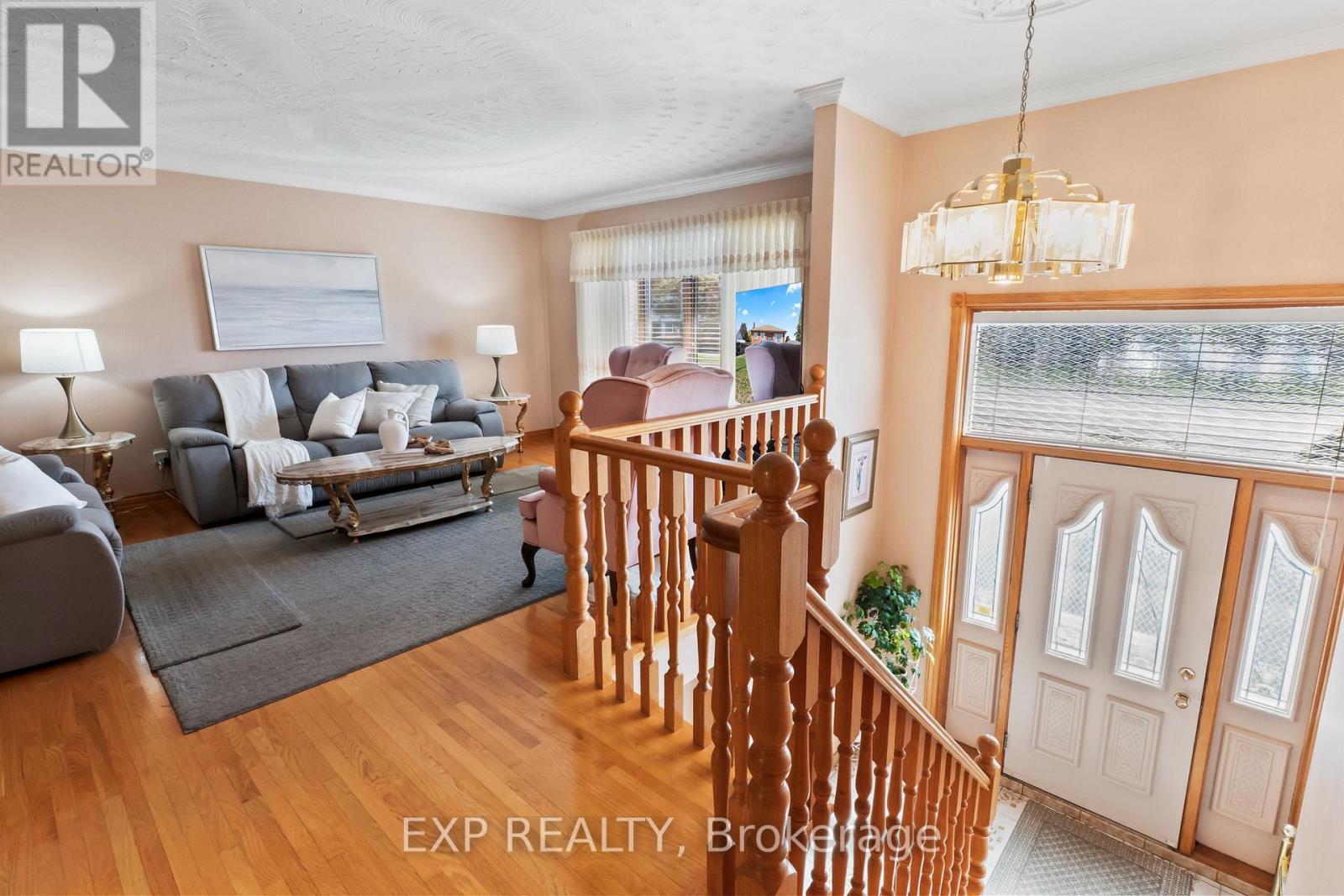 592 Taunton Road W, Oshawa, Ontario  L1H 7K4 - Photo 6 - E12411643