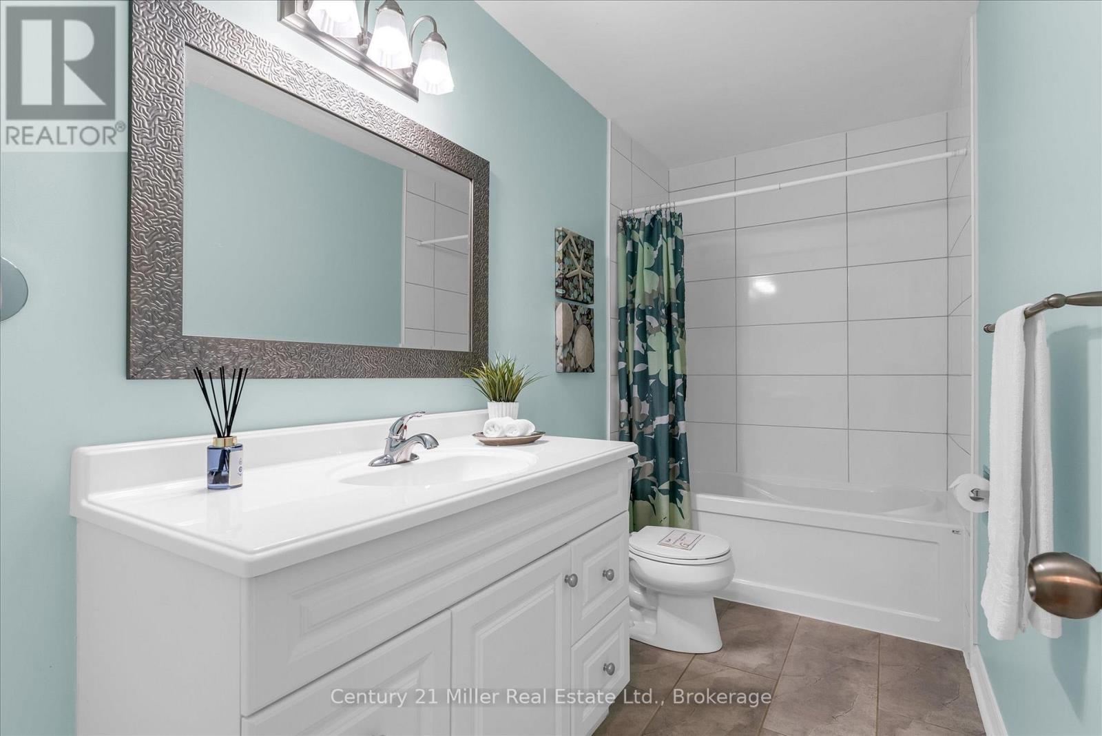 19 - 1310 Hampton Street, Oakville, Ontario  L6H 2S6 - Photo 20 - W12262456