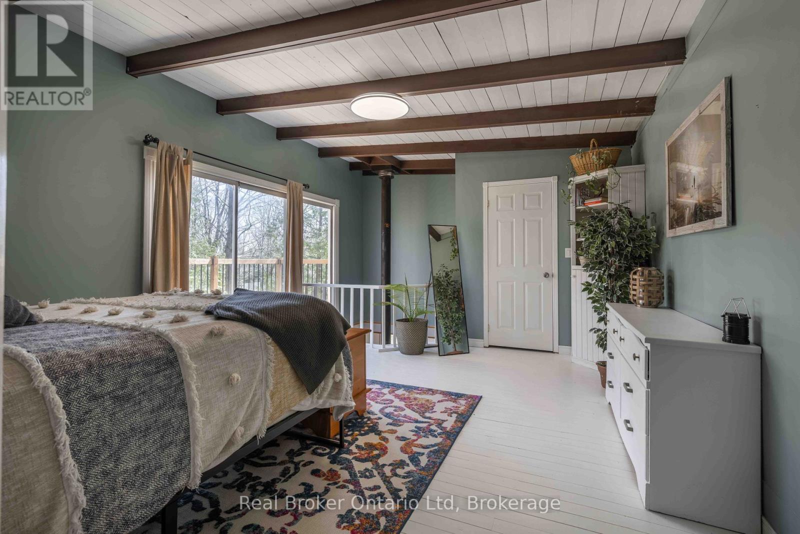 12 7th Avenue, South Bruce Peninsula, Ontario  N0H 2T0 - Photo 14 - X12411502