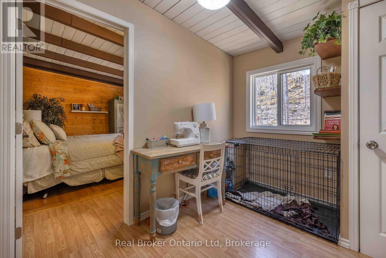 12 7th Avenue, South Bruce Peninsula, Ontario  N0H 2T0 - Photo 17 - X12411502