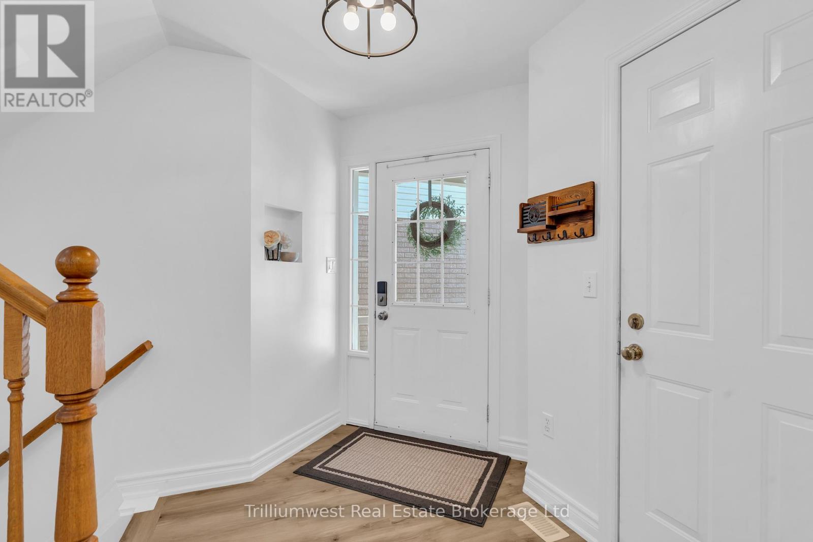 12 Mccurdy Road, Guelph (Kortright West), Ontario  N1G 4Y6 - Photo 3 - X12411557