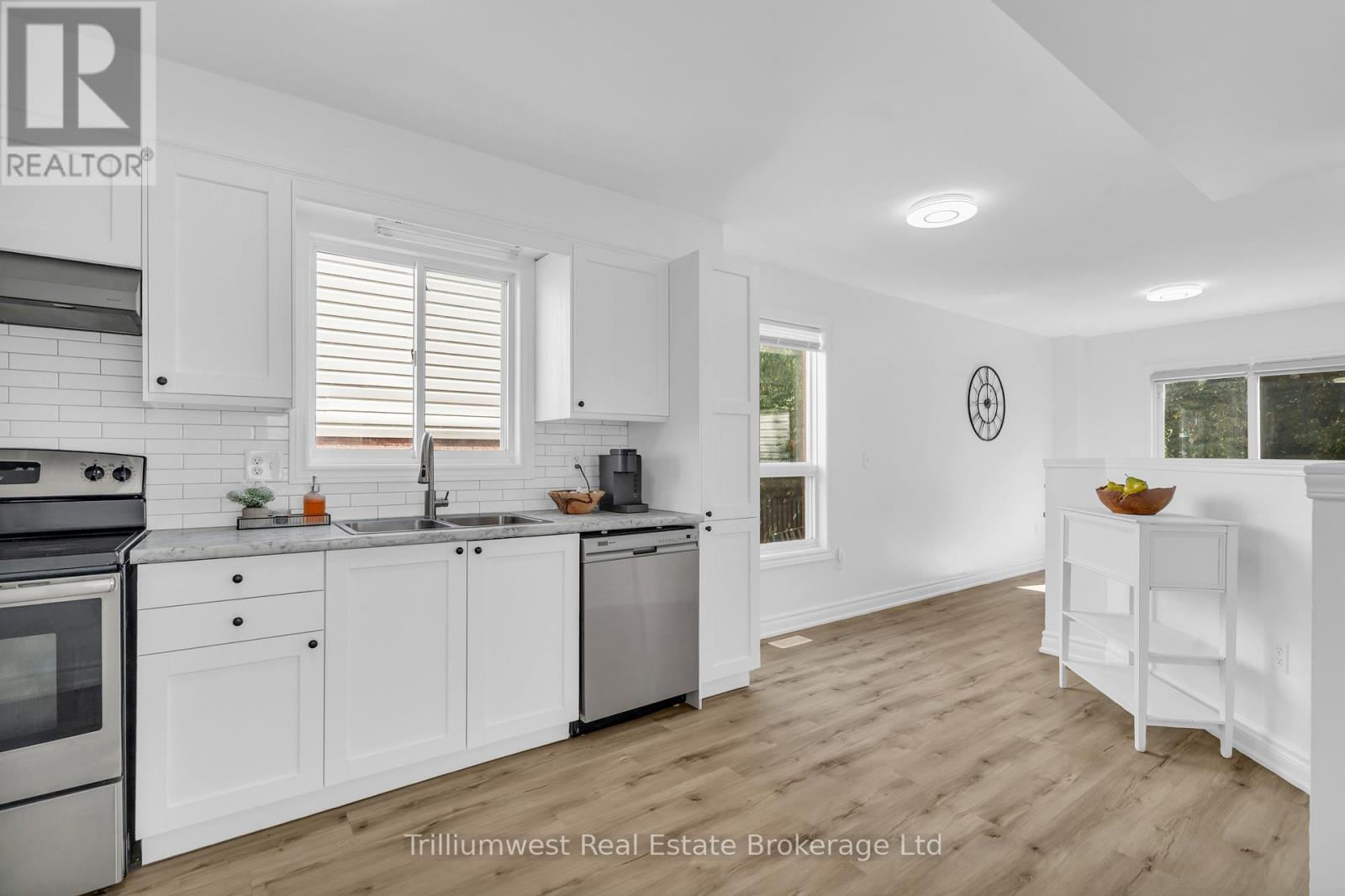 12 Mccurdy Road, Guelph (Kortright West), Ontario  N1G 4Y6 - Photo 6 - X12411557
