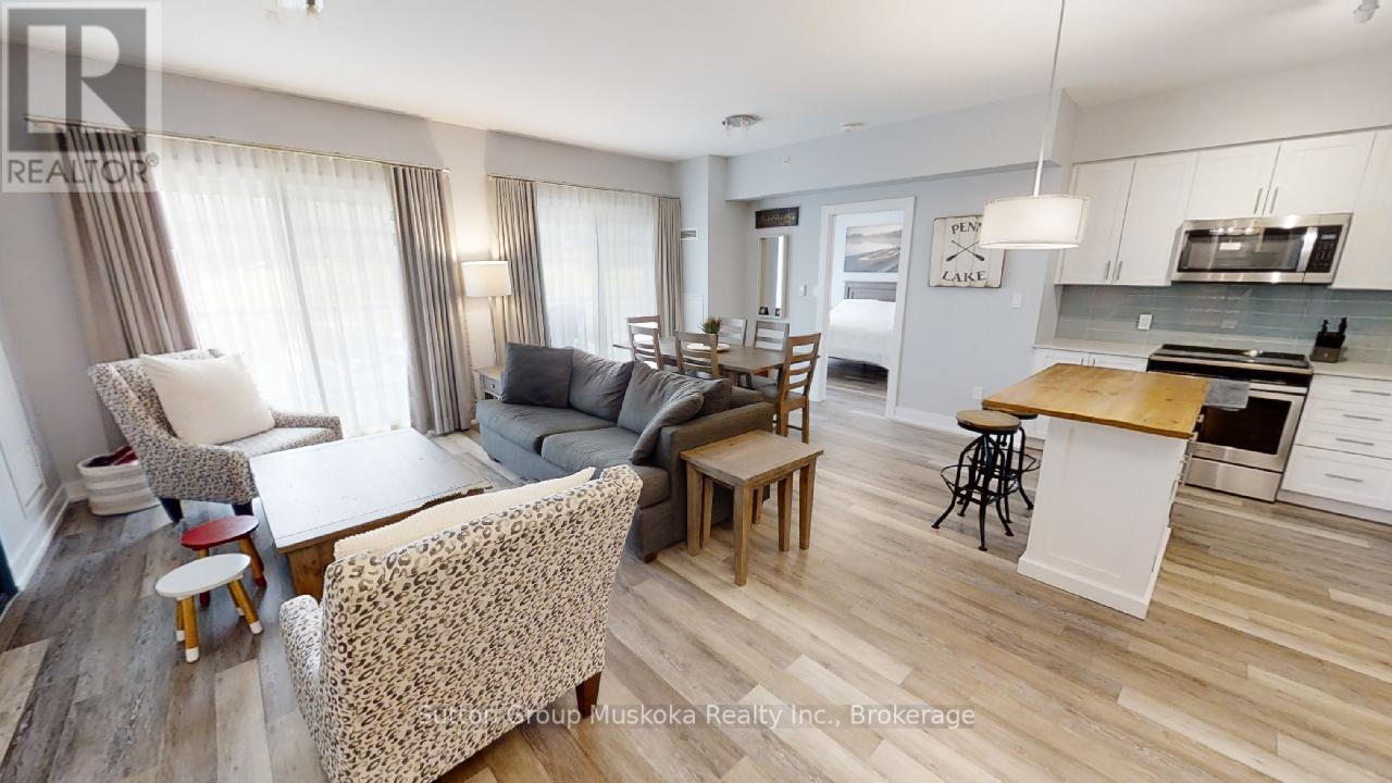 318 - 25 Pen Lake Point Road, Huntsville (Chaffey), Ontario  P1H 2E8 - Photo 4 - X12411563