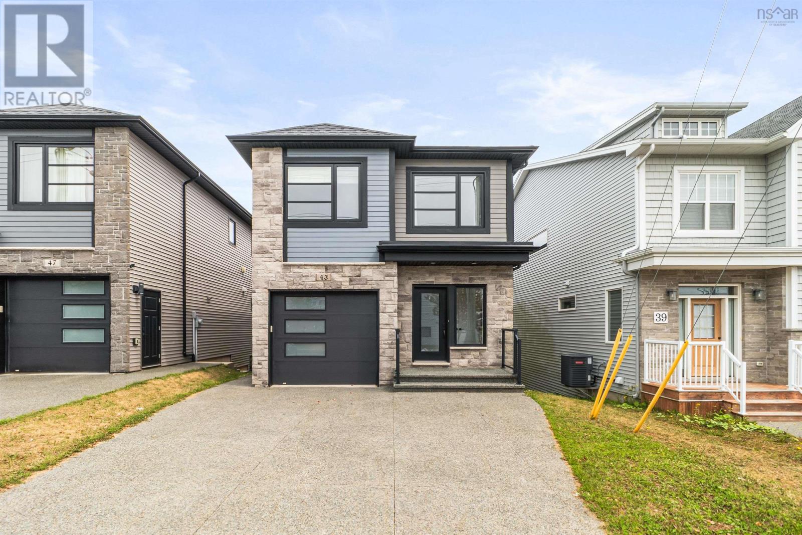 Property at 43 Darjeeling Drive image 2