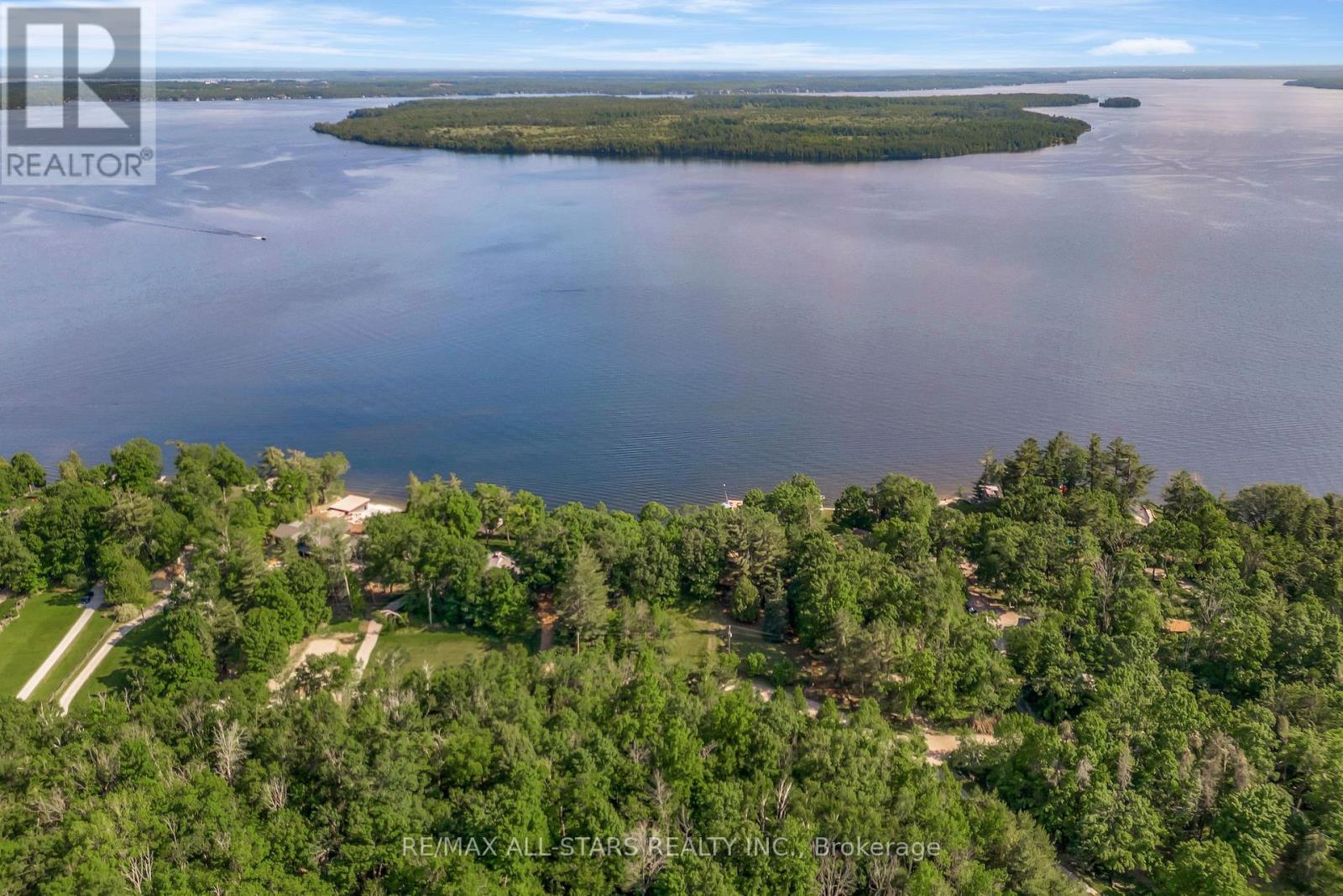 836 Indian Point Road, Kawartha Lakes, Ontario  K0M 1K0 - Photo 10 - X12411525