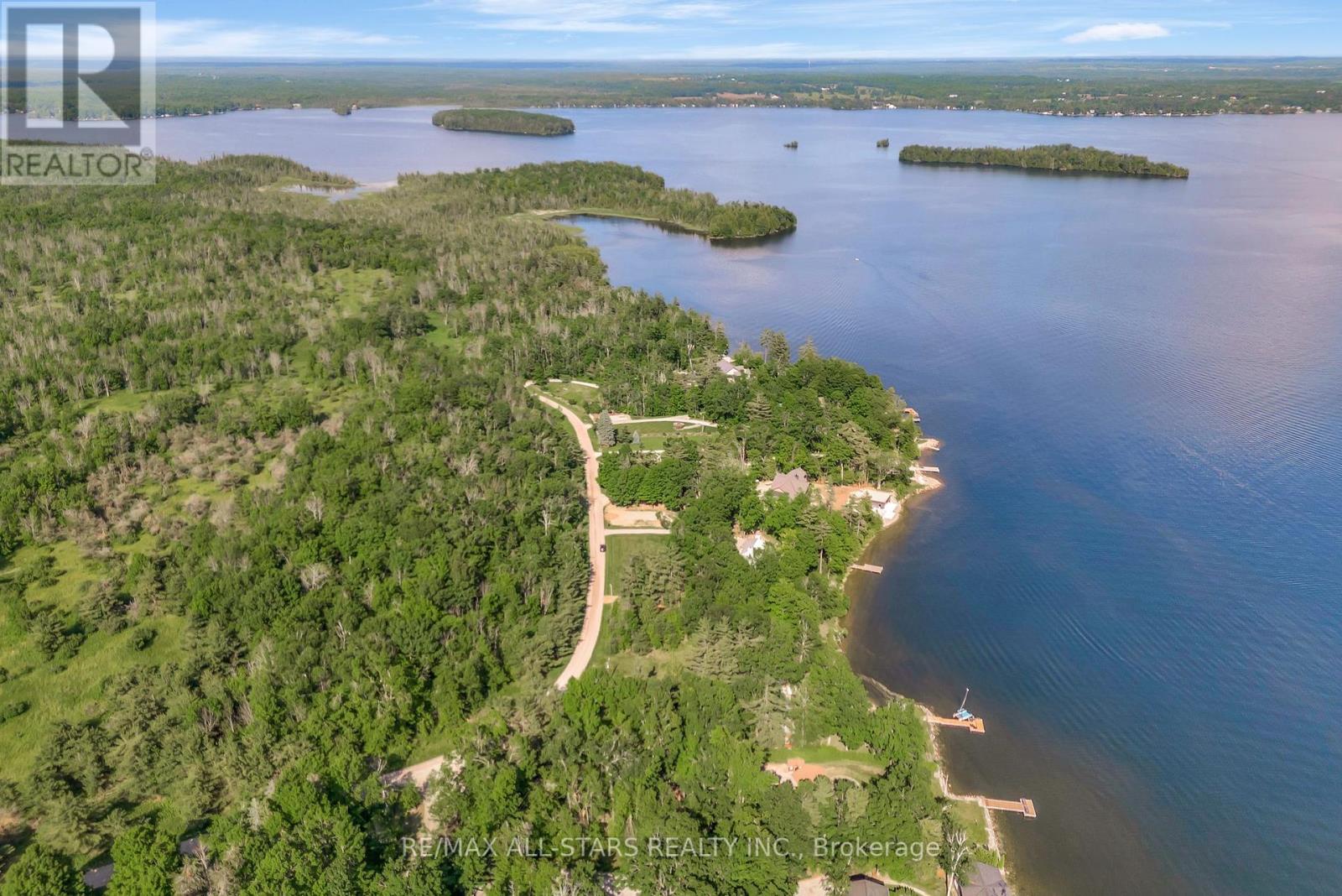 836 Indian Point Road, Kawartha Lakes, Ontario  K0M 1K0 - Photo 4 - X12411525