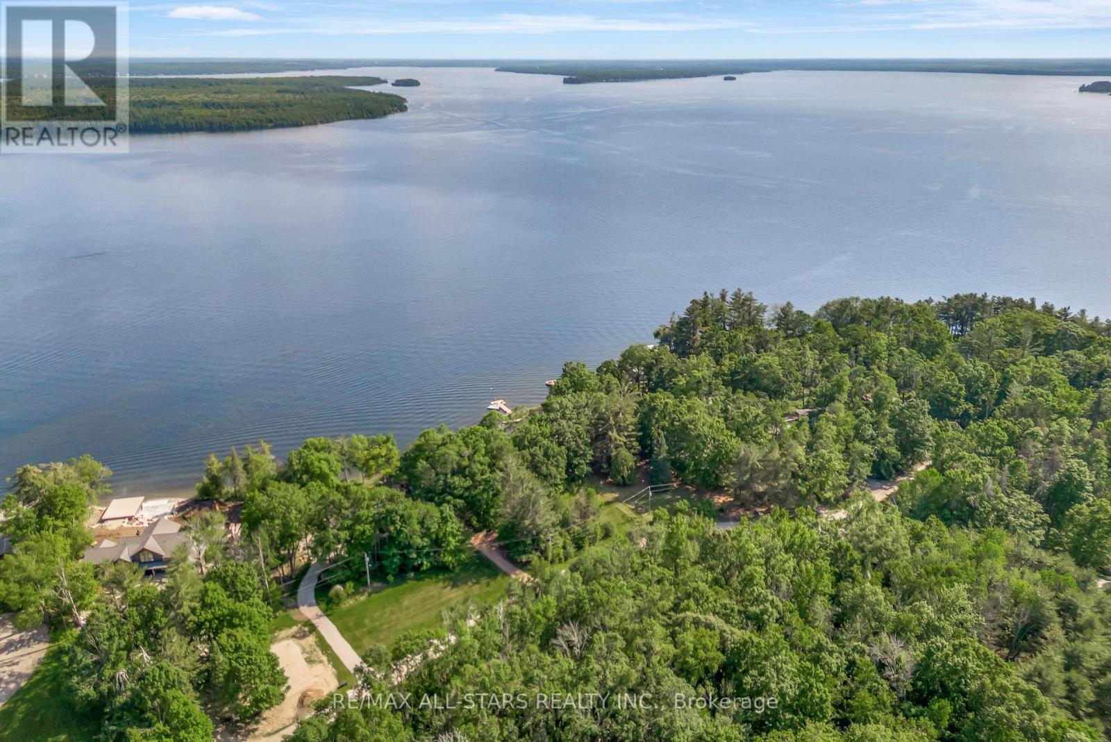 836 Indian Point Road, Kawartha Lakes, Ontario  K0M 1K0 - Photo 9 - X12411525