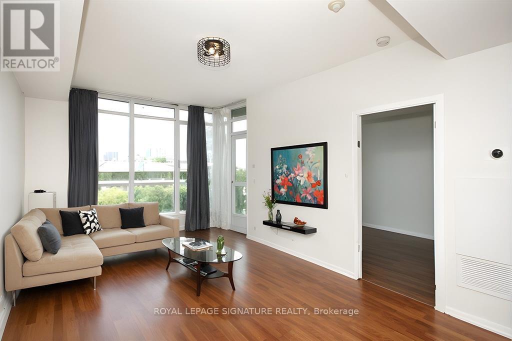 729 - 231 Fort York Boulevard, Toronto (Waterfront Communities), Ontario  M5V 1B2 - Photo 8 - C12411432