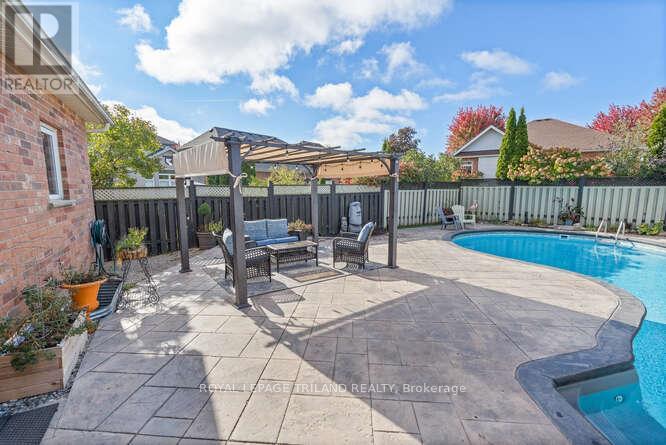 197 Hayward Court, Guelph/eramosa, Ontario  N0B 2K0 - Photo 41 - X12411507